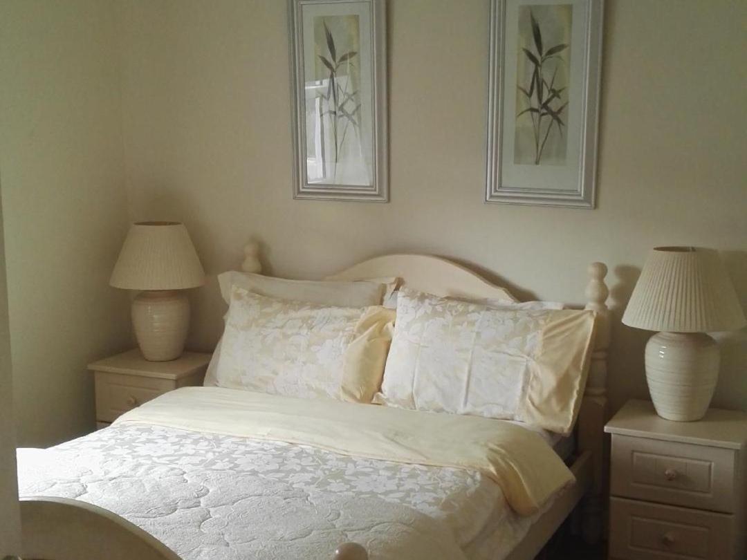 The Vee Guest Accommodation Waterford Eksteriør bilde