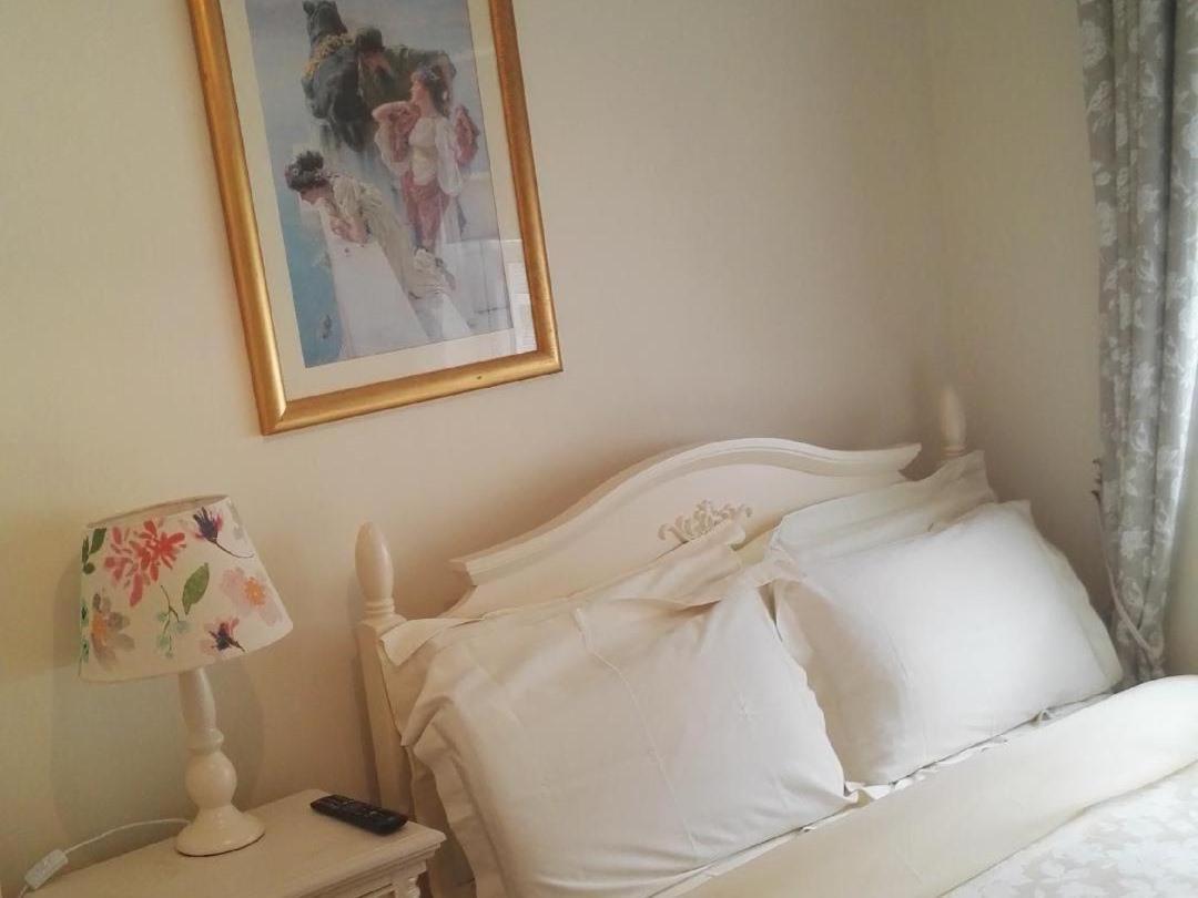 The Vee Guest Accommodation Waterford Eksteriør bilde